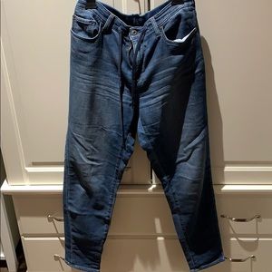 Uniqlo stretchy jean
